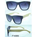 F14065 Novo Customed Sunglass com braços de bambu